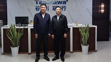 底部图